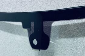 ПРЕДНО СТЪКЛО JEEP GRAND CHEROKEE WK2 2016-2021 СЕНЗОР-2 на ниска цена