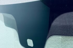 Предно стъкло JUMPY EXPERT SCUDO 2007-2016 СЕНЗОР-2 на ниска цена