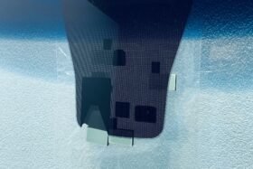 Предно стъкло KIA CARENS 2017- СЕНЗОР+КAMERA+ОТОПЛЕНИЕ-2 на ниска цена