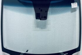 Предно стъкло KIA CARENS 2017- СЕНЗОР+КАМЕРА+ОТОПЛЕНИЕ+СЕНЗОР ЗА ВЛАГА. на ниска цена