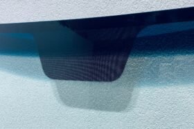 Предно стъкло KIA CARNIVAL II 2007-2014 С ОТОПЛЕНИЕ-2 на ниска цена