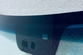 Предно стъкло KIA CEED 5D 2012-2015 HBK/KBI СЕНЗОР+ОТОПЛЯЕМО-2 на ниска цена