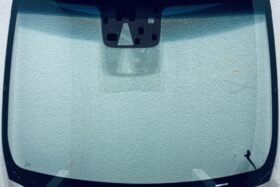 Предно стъкло KIA CEED 5D HBK/BRK 2012-2015 СЕНЗОР+КАМЕРА+ОТОПЛЕНИЕ на ниска цена