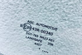 Предно стъкло KIA CEED KIA X-CEED 2018- КАМЕРА+СЕНЗОР+ОТОПЛЕНИЕ-3 на ниска цена