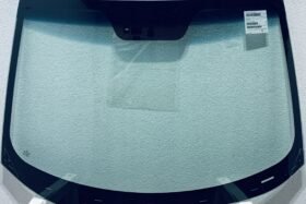 Предно стъкло KIA RIO III 2010-2017 СЕНЗОР+СЕНЗОР ЗА ВЛАГА на ниска цена