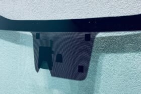 Предно стъкло KIA RIO IV 2017- KIA STONIC КАМЕРА-2 на ниска цена