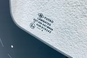 Предно стъкло KIA RIO IV 5D HBK KIA STONIC 2017--3 на ниска цена