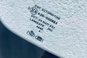 Предно стъкло KIA SORENTO 2015-2020 АКУСТИКА+КАМЕРА СЕНЗОР+ОТОПЛЕНИЕ-3 на ниска цена