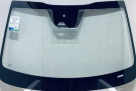 Предно стъкло KIA SORENTO 2021- AKU+KAM+SEN+HUD на ниска цена