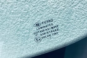 Предно стъкло KIA SOUL II 2014- КАМЕРА-3 на ниска цена