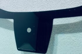 Предно стъкло KIA SPORTAGE 2021 - АКУСТИКА + КАМЕРА + СЕНЗОР РАЗПРОДАЖБА-2 на ниска цена