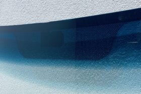 ПРЕДНО СТЪКЛО KIA SPORTAGE II 2004-2010 С ОГРЕВАНЕ-2 на ниска цена