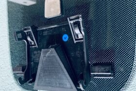 Предно стъкло KIA SPORTAGE IV 2015- АКУСТИКА+КАМЕРА+ОТОПЛЕНИЕ-4 на ниска цена