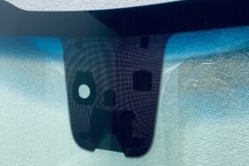 Предно стъкло KIA SPORTAGE IV 2015- АКУСТИКА+КАМЕРА+СЕНЗОР+ОТОПЛЕНИЕ-2 на ниска цена