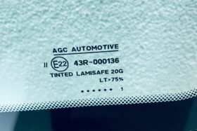 Предно стъкло KIA VENGA 2009- HYUNDAI IX20 2010- С отопление-3 на ниска цена