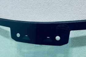 Предно стъкло LAND ROVER DEFENDER L663 2020- АКУСТИКА+КАМЕРА+СЕНЗОР+ОТОПЛЕНИЕ-2 на ниска цена