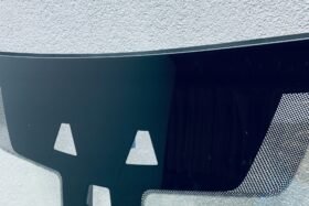 Предно стъкло LAND ROVER DISCOVERY SPORT 2019- SOLAR+КАМЕРА+СЕНЗОР+OE-3 на ниска цена