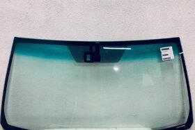 Предно стъкло LANDCRUISER LEXUS LX570 08- С ПОДГРЕВ И СЕНЗОР на ниска цена