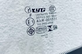 ПРЕДНО СТЪКЛО LEXUS IS II XE20 СЕДАН 2005-2013 С НАГРЕВАТЕЛ + СЕНЗОР-3 на ниска цена