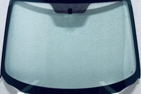 Предно стъкло MAZDA 2 2003-2007 на ниска цена
