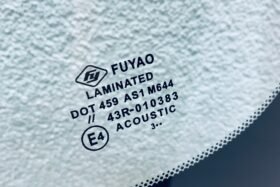 Предно стъкло MAZDA 2 2015- АКУСТИКА+КАМЕРА+СЕНЗОР-3 на ниска цена