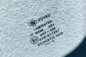 Предно стъкло MAZDA 3 2019 - АКУСТИКА + КАМЕРА СЕНЗОР + HUD НАМАЛЕНИЕ-3 на ниска цена