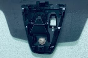 Предно стъкло MAZDA 3 2019 - АКУСТИКА + КАМЕРА СЕНЗОР + HUD НАМАЛЕНИЕ-4 на ниска цена