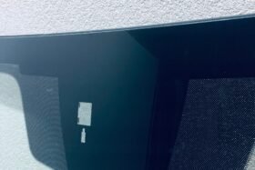 Предно стъкло MAZDA 3 2019- АКУСТИКА+СЕНЗОР+HUD+ПРЕЦЕНКА-2 на ниска цена