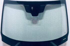 Предно стъкло MAZDA 3 2019- АКУСТИКА+СЕНЗОР+HUD+ПРЕЦЕНКА на ниска цена