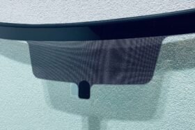 ПРЕДНО СТЪКЛО MAZDA 3 II ПОКОЛЕНИЕ 2008-2013-2 на ниска цена