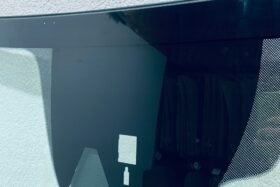 Предно стъкло MAZDA 6 GL 2018- АКУСТИКА+КАМЕРА+СЕНЗОР + HUD+ОТОПЛЕНИЕ+ОРИГИНАЛ-2 на ниска цена