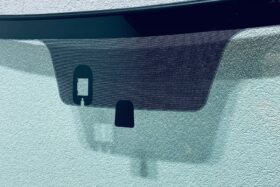 Предно стъкло MAZDA 6 GL 2018- АКУСТИКА+СЕНЗОР-2 на ниска цена