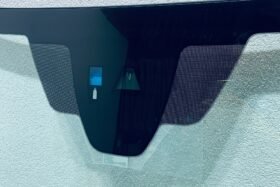 Предно стъкло MAZDA MX-30 MX30 2020- АКУСТИКА+КАМЕРА СЕНЗОР+HUD+ОГРЕВАНЕ-2 на ниска цена