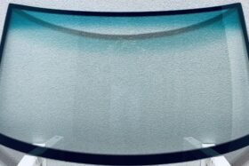 Предно стъкло MERCEDES 190 W201 4D 1982-1984 на ниска цена