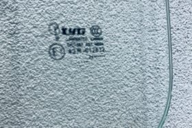 Предно стъкло MERCEDES 207/307/407/ 1976-1995 КАЧКА-2 на ниска цена