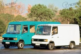 ПРЕДНО СТЪКЛО MERCEDES 609/709/809/811 ГОЛЯМО VARIO 1886X955-2 на ниска цена
