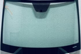 Предно стъкло MERCEDES A B W169 2004-2012 на ниска цена