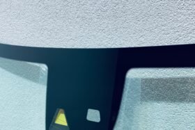 Предно стъкло MERCEDES A CLA GLA 2015- АКУСТИКА+КАМЕРА+СЕНЗОР+АНТ-2 на ниска цена