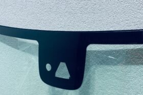 Предно стъкло MERCEDES A W177 CLA C118 X118 2018- АКУСТИКА+КАМЕРА+СЕНЗОР-2 на ниска цена