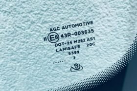 Предно стъкло MERCEDES A W177 CLA C118 X118 2022- АКУСТИКА+КАМЕРА+СЕНЗОР-3 на ниска цена