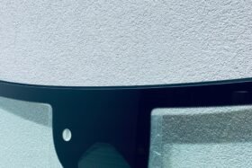 Предно стъкло MERCEDES A W177 CLA C118 X118 2023 - АНТЕНИ + КАМЕРА + СЕНЗОР + OE-2 на ниска цена