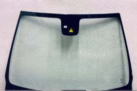 Предно стъкло MERCEDES B W246 2015- АКУ+КАМ+СЕНЗ на ниска цена