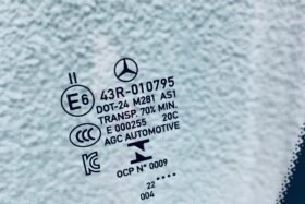 Предно стъкло MERCEDES B W247 19- GLA H247 20- EQA H243 21- KAM+SEN+HUD+OE-3 на ниска цена