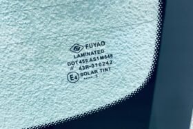 Предно стъкло MERCEDES C A205 CABRIO 2016- КАМЕРА+СЕНЗОР+АНТЕНА-3 на ниска цена