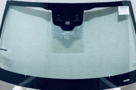 Предно стъкло MERCEDES C C205 18- KAM+SEN+ANT+HUD на ниска цена