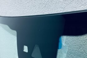 Предно стъкло MERCEDES C COUPE C205 2016- СЕНЗОР+КАМЕРА-2 на ниска цена