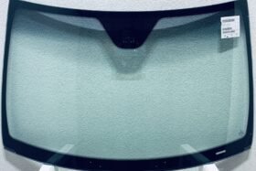 Предно стъкло MERCEDES C W203 4D/KBI 2003-2007 СЕНЗОР ЗА ДЪЖД/ЗАЗОР. на ниска цена