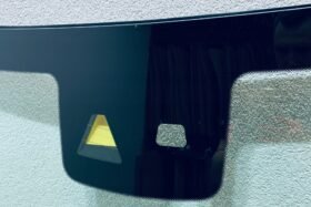 Предно стъкло MERCEDES C W205 2014- АКУ+КАМ+СЕНЗОР-2 на ниска цена