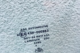 Предно стъкло MERCEDES C W205 2014- АКУ+КАМ+СЕНЗОР-3 на ниска цена