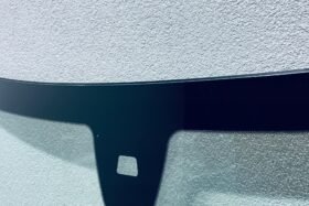 Предно стъкло MERCEDES C W205 2014- СЕНЗОР ЗА ДЪЖД/ЗАЗОР.-2 на ниска цена